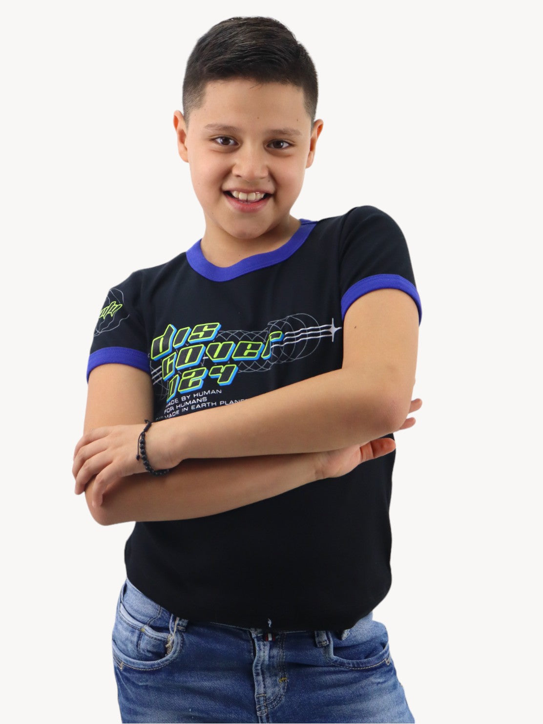 Playera de color combinado con estampado