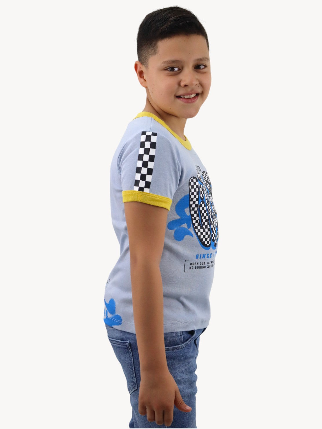 Playera multicolor con estampado