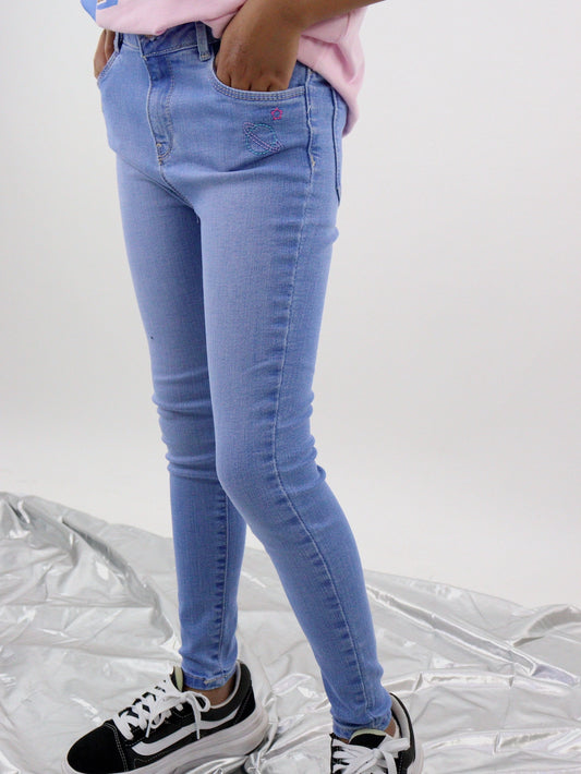 Jeans skinny de color azul claro con bordado de estrellas (EDICIÓN ESPECIAL)