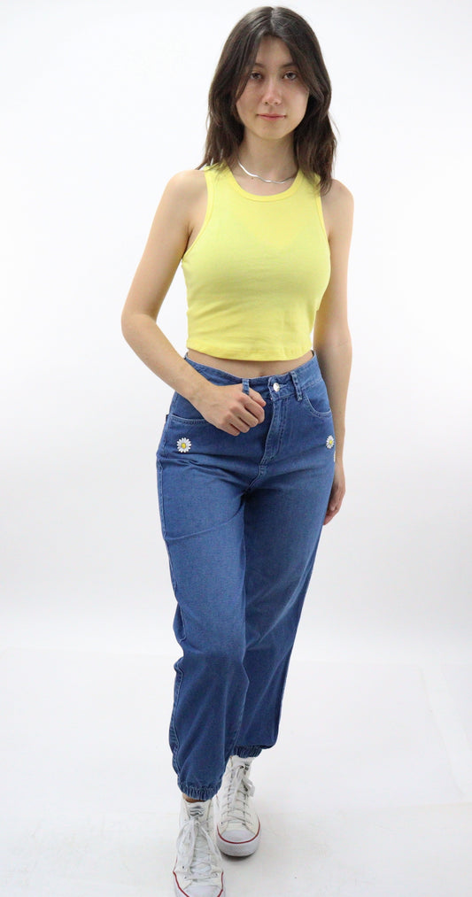 Jogger denim edición especial con estampado floral