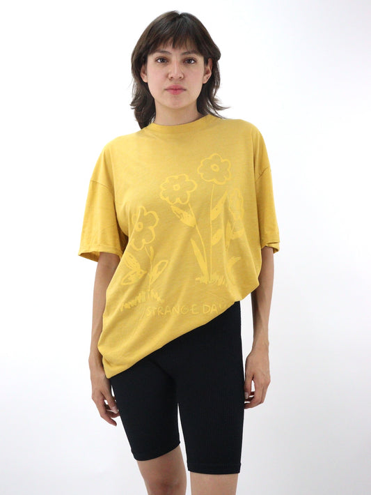 Playera oversize con estampado floral