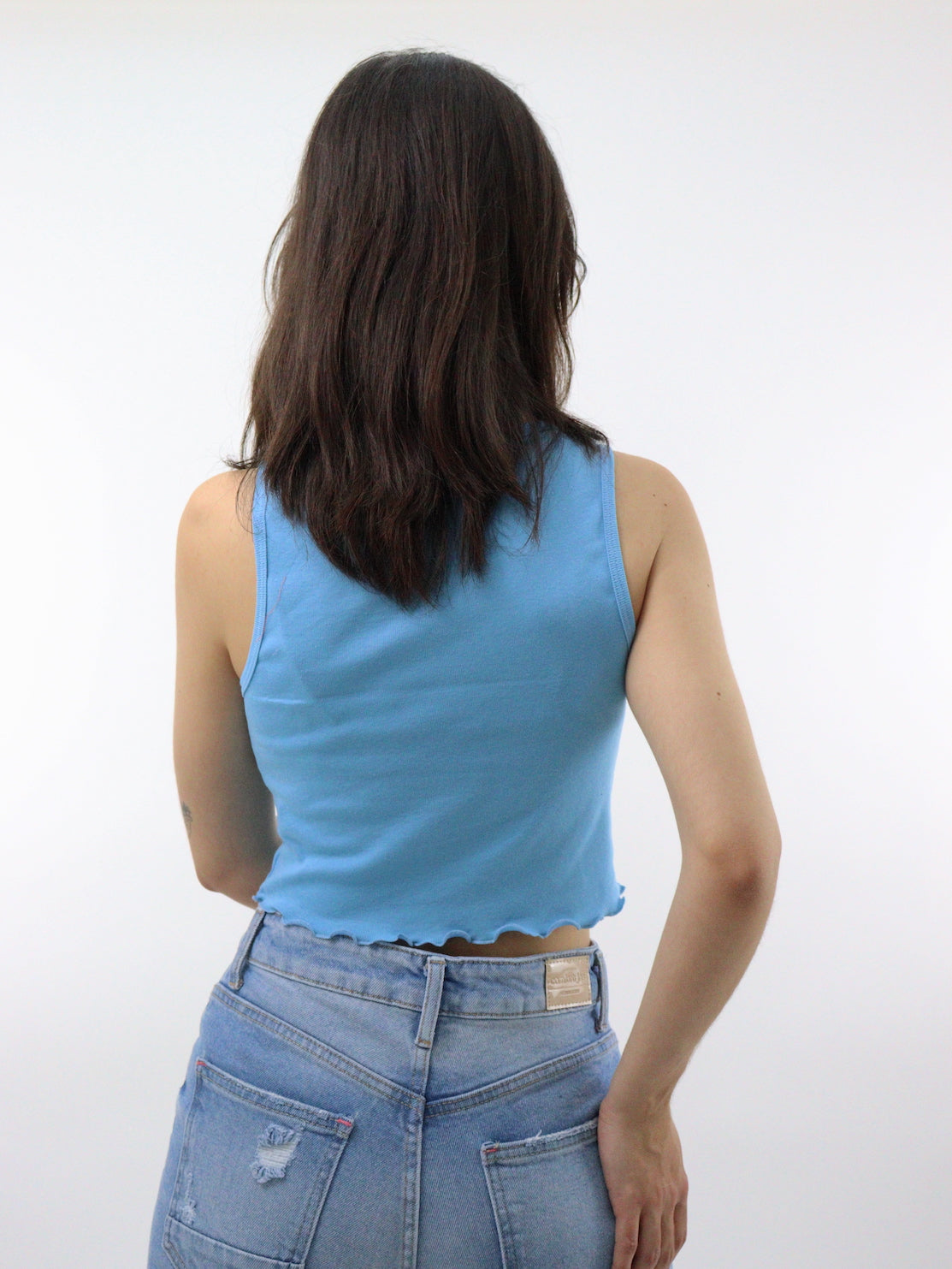 Playera tank de color azul