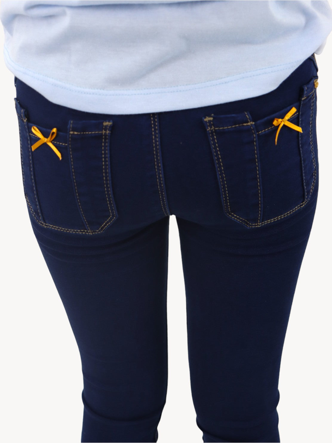 Jeans skinny de color azul oscuro