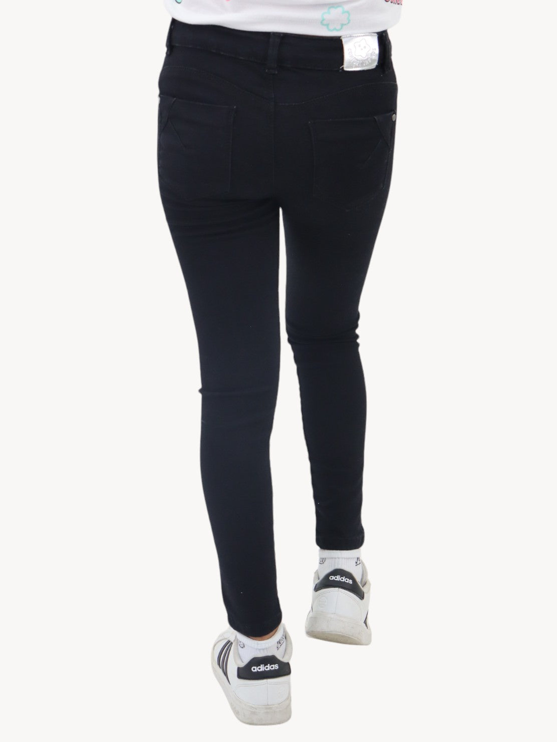 Jeans skinny de color negro