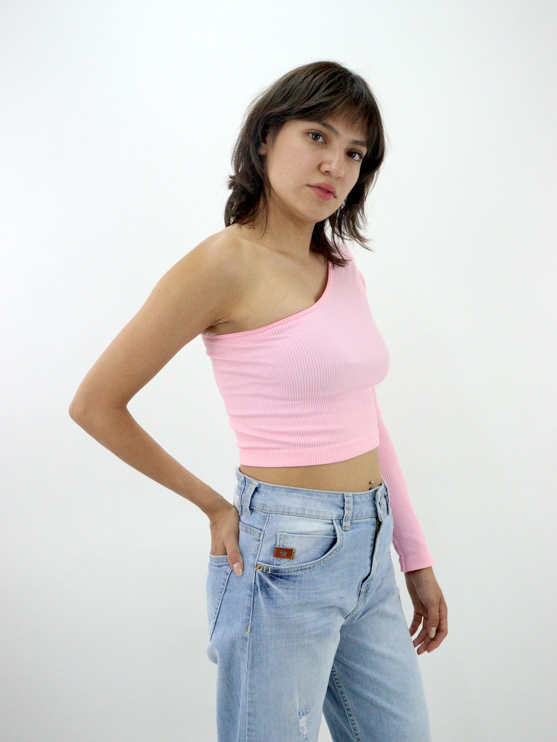 Blusa licra 1 manga de color rosa