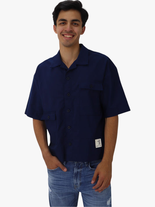 Camisa oversize con bolsillos azul marino
