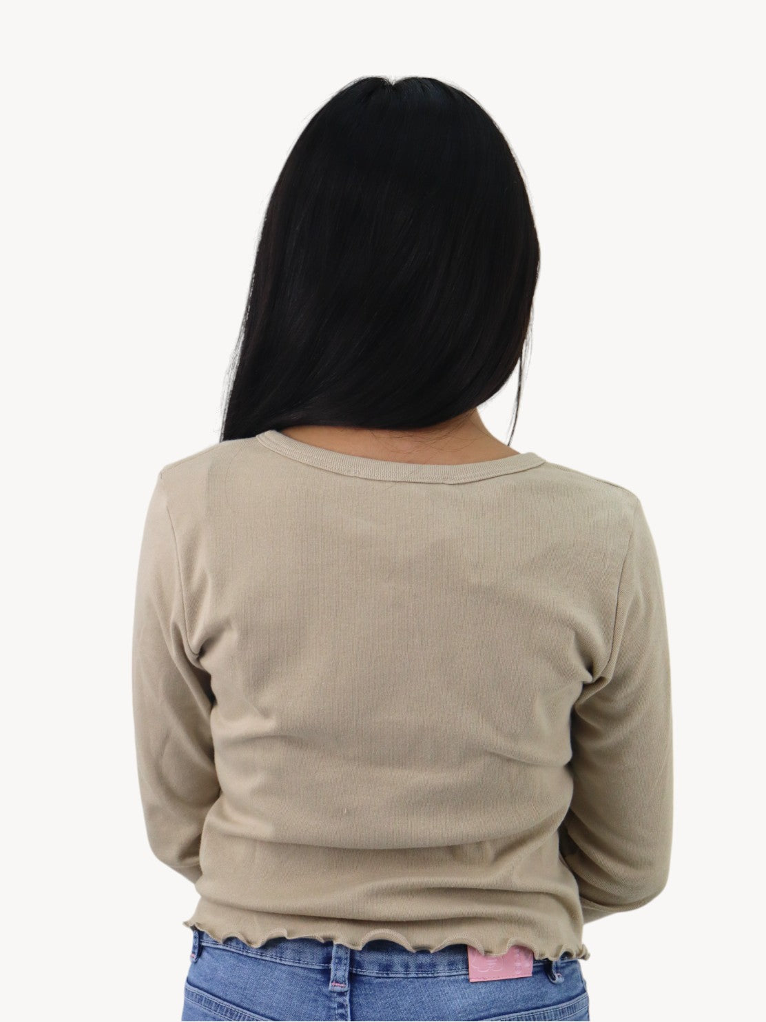 Playera manga larga de color camel