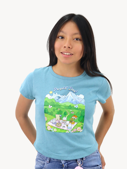 Playera manga corta de color cerceta con gráfico