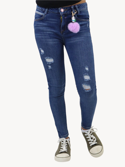 Jeans skinny con colgante decorativo