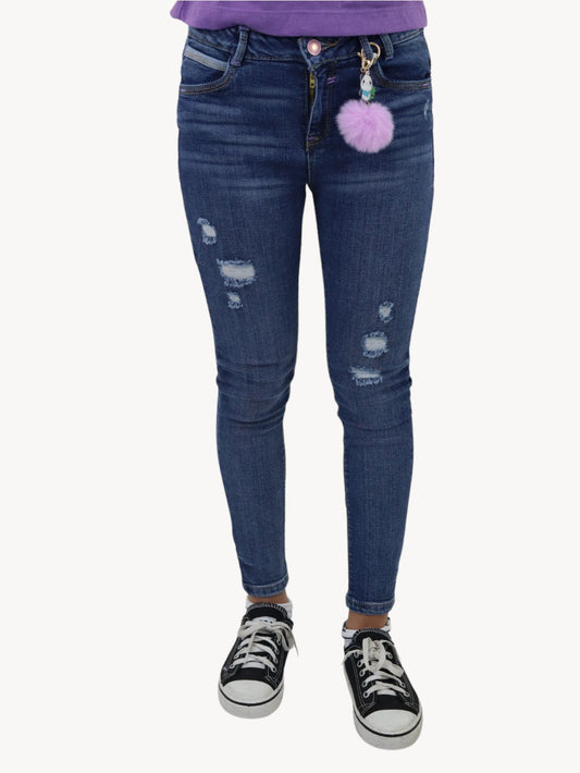 Jeans skinny con colgante decorativo
