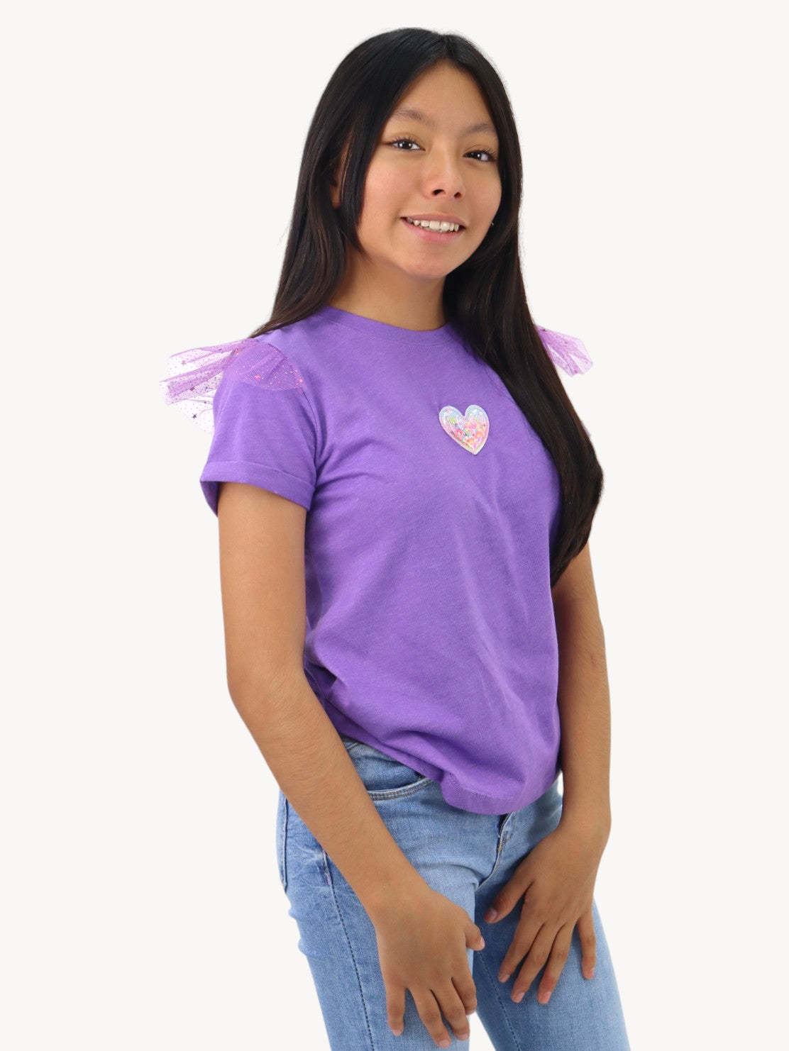 Playera manga corta con diseño de corazón
