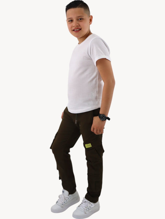 Jogger cargo con cintura elástica verde militar