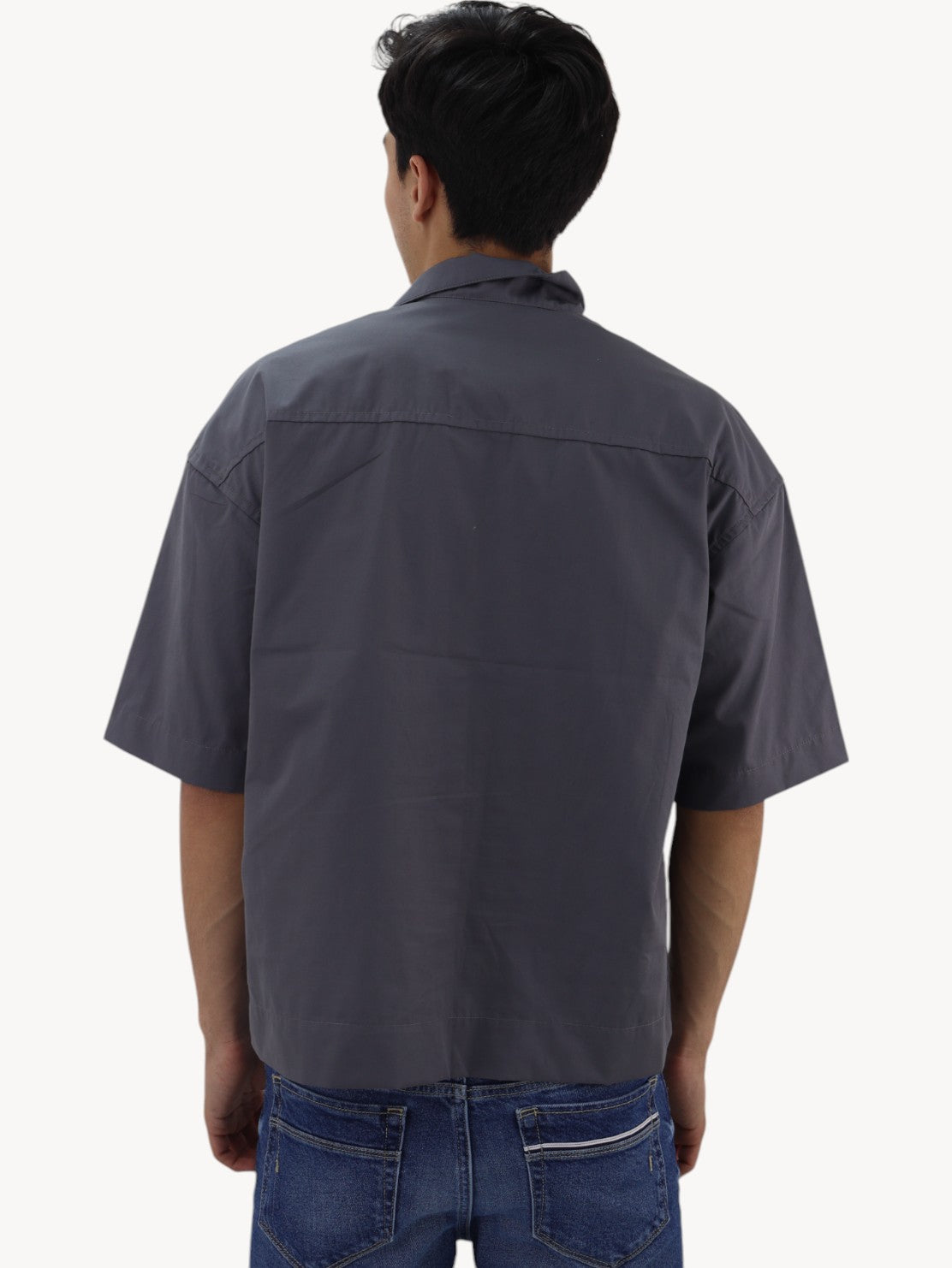 Camisa oversize con bolsillos gris oxford