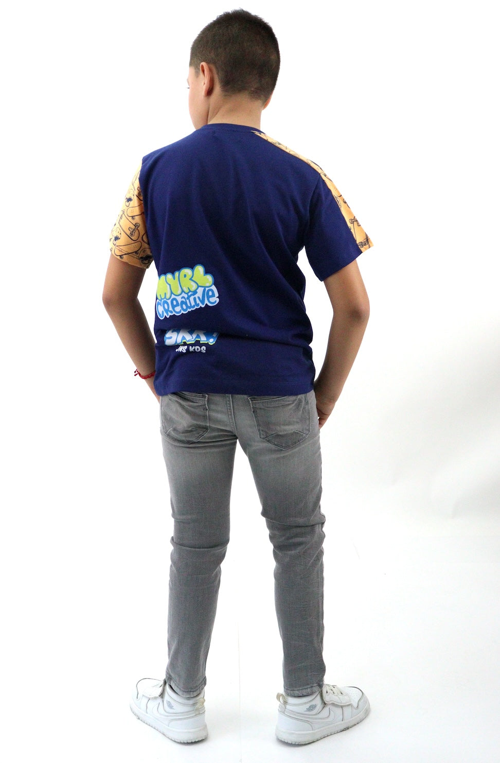 Jeans skinny de color gris claro