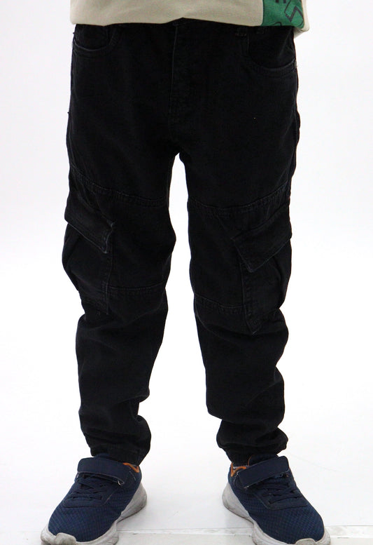 Jeans cargo de color negro deslavado (NUEVA TEMPORADA)