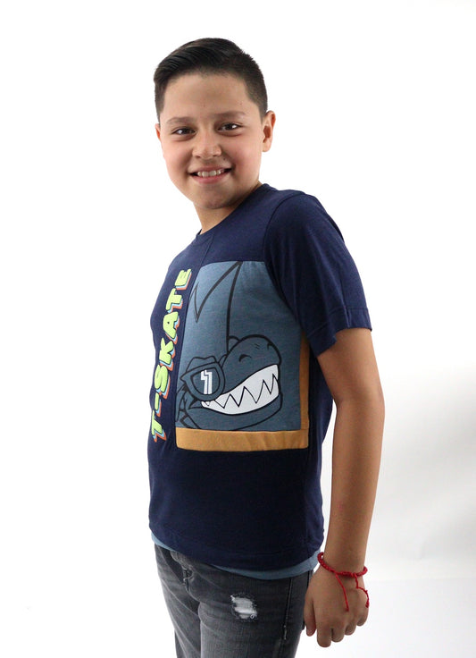 Playera manga corta de color combinado con estampado