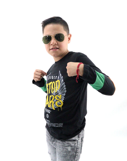 Playera manga larga de color combinado con estampado