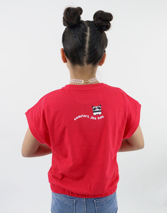 Playera manga corta con estampado de color rojo