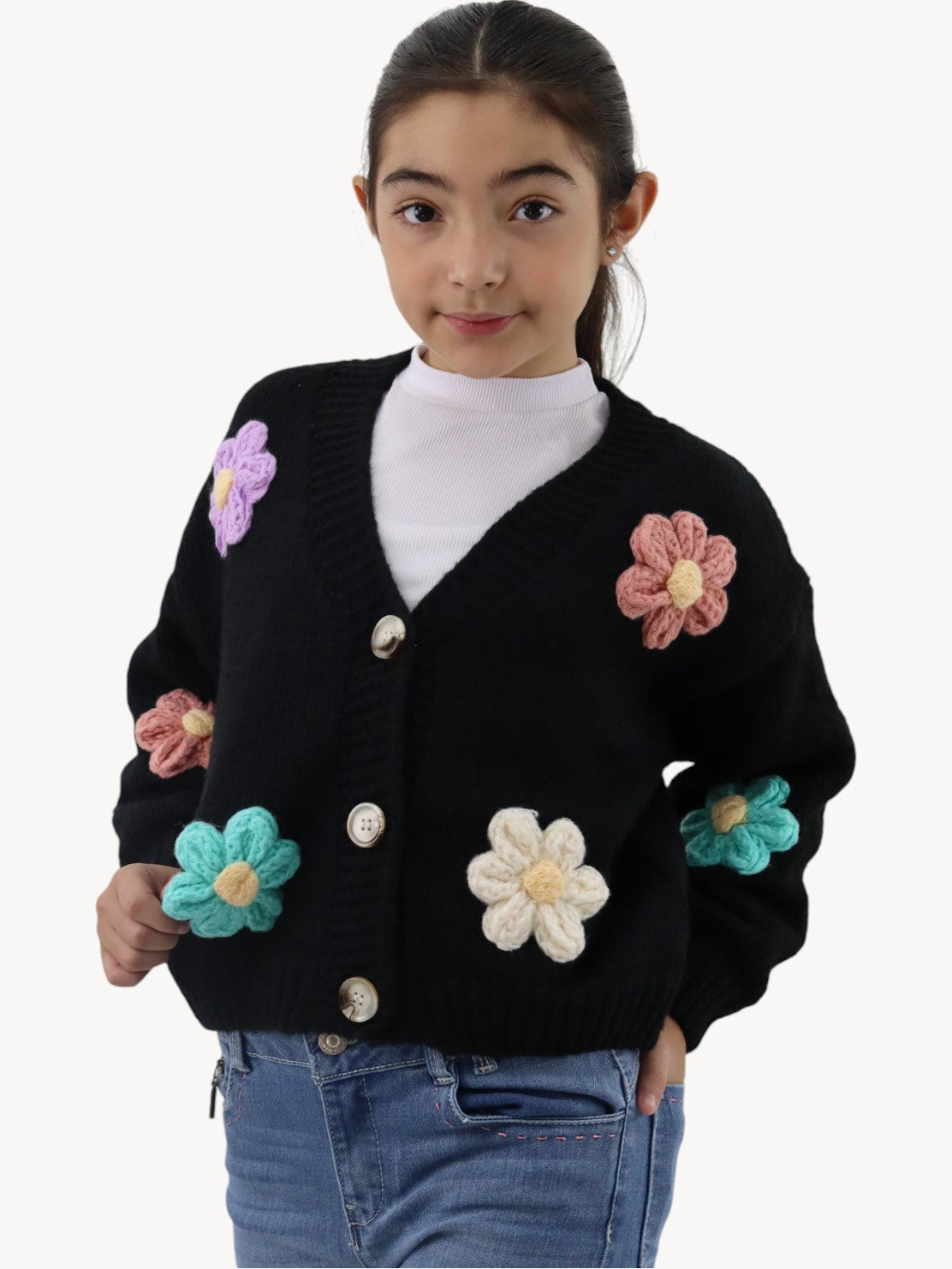 Suéter tejido negro con flores