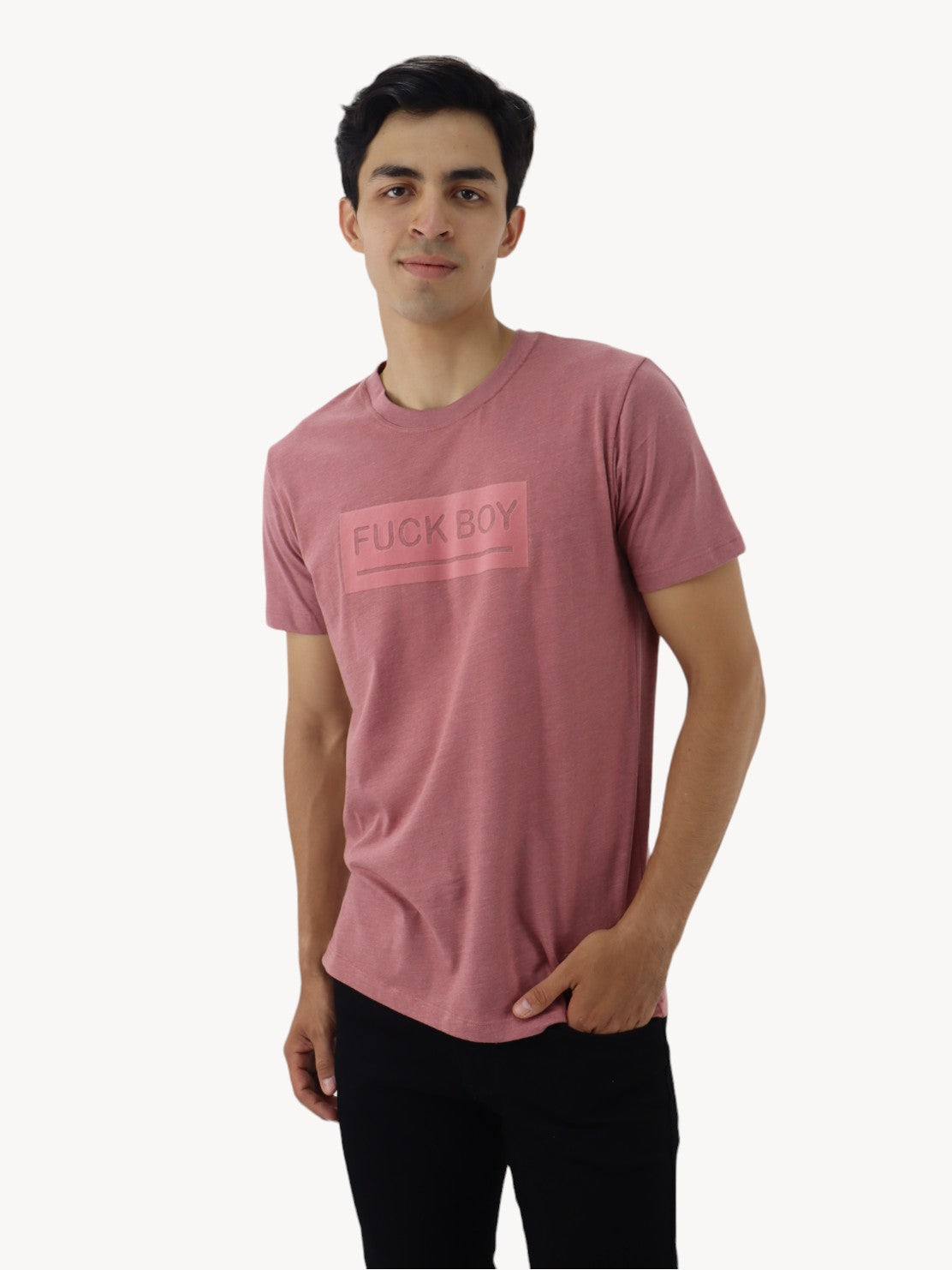 Playera de color rosa palo con estampado