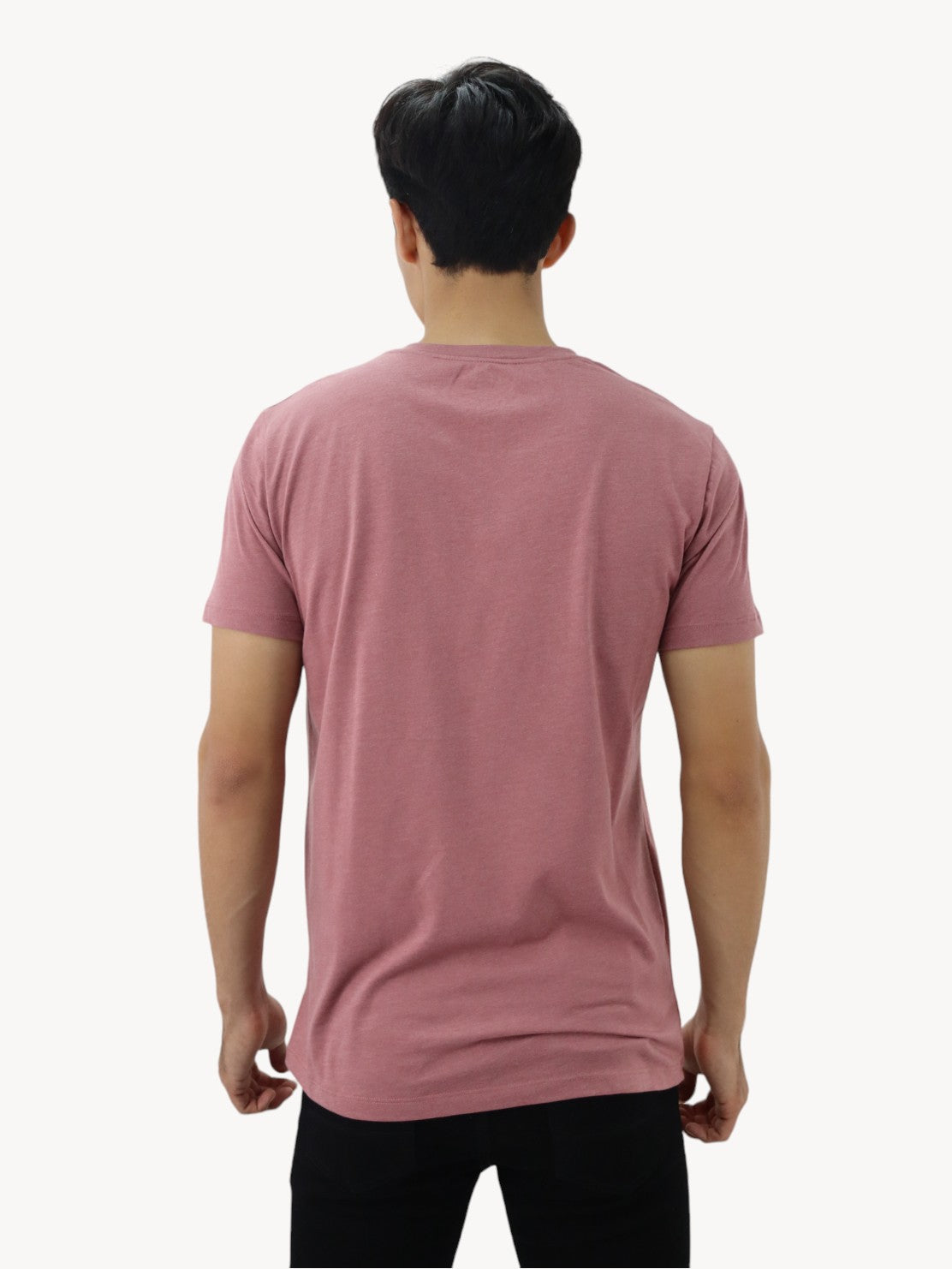 Playera de color rosa palo con estampado