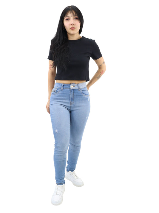 Playera básica de color negro