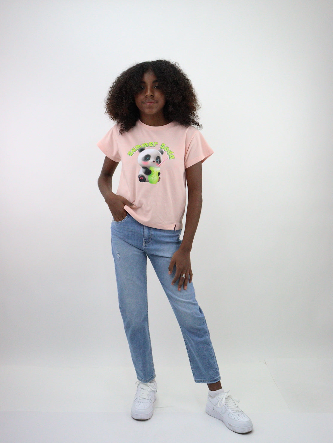 Jeans mom clasic con bolsas traseras en forma de corazón