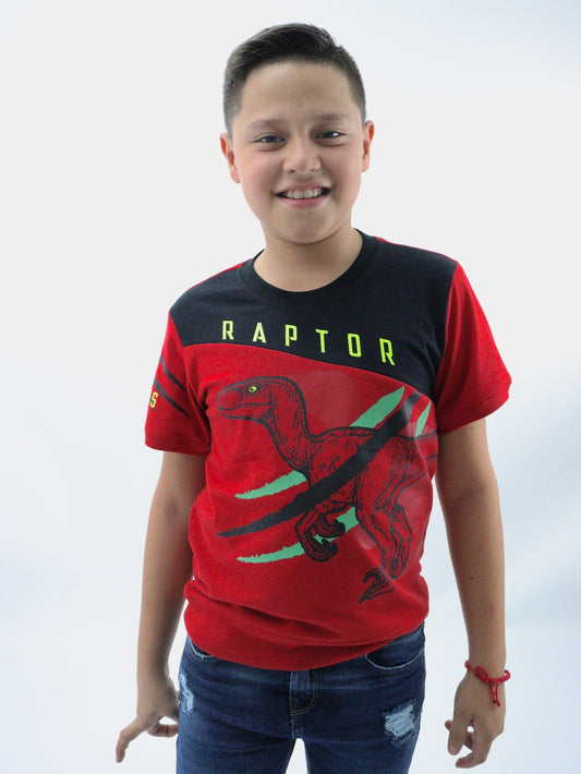 Playera manga corta de color rojo con estampado