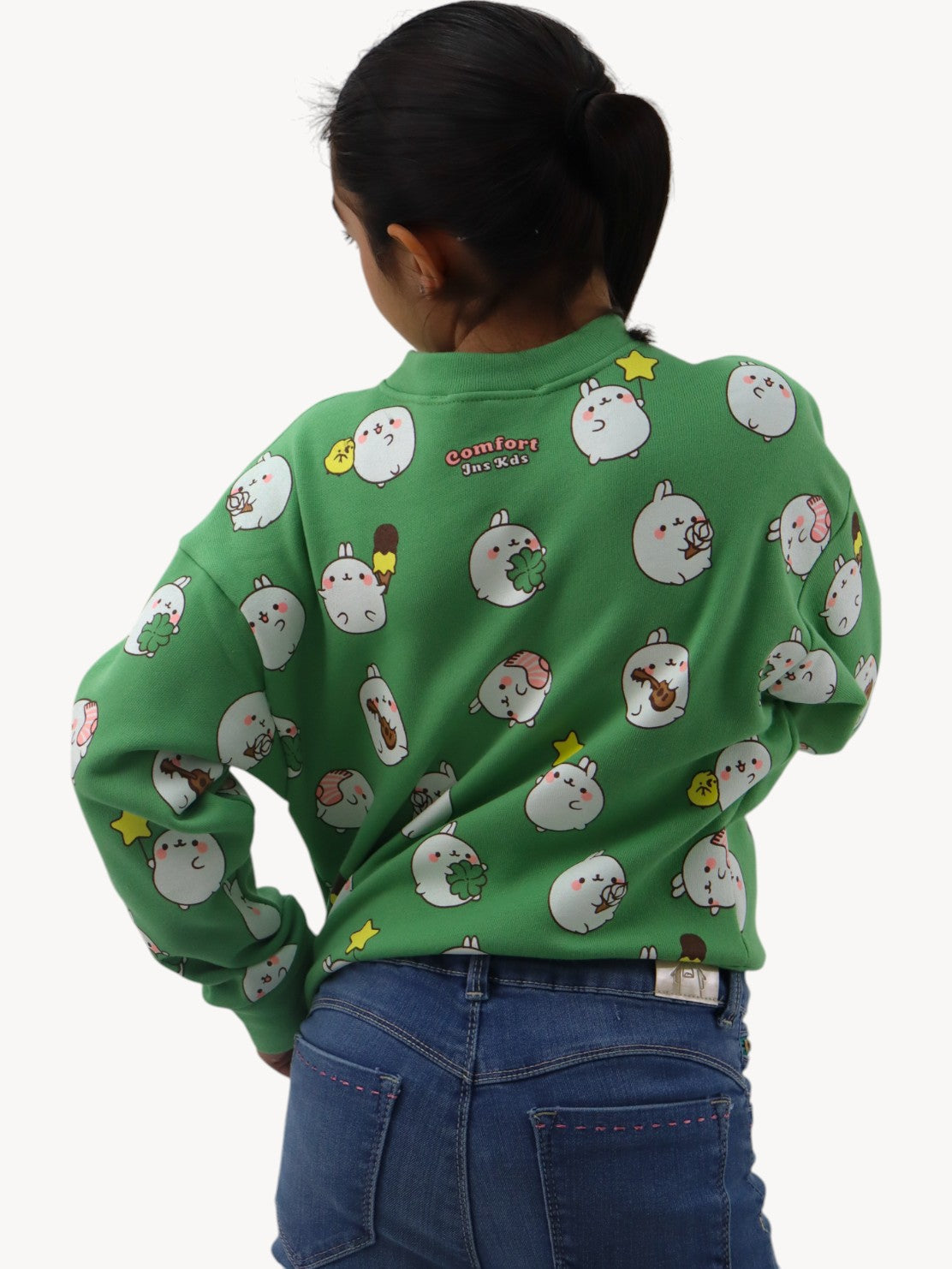 Sudadera cerrada de color verde con estampado