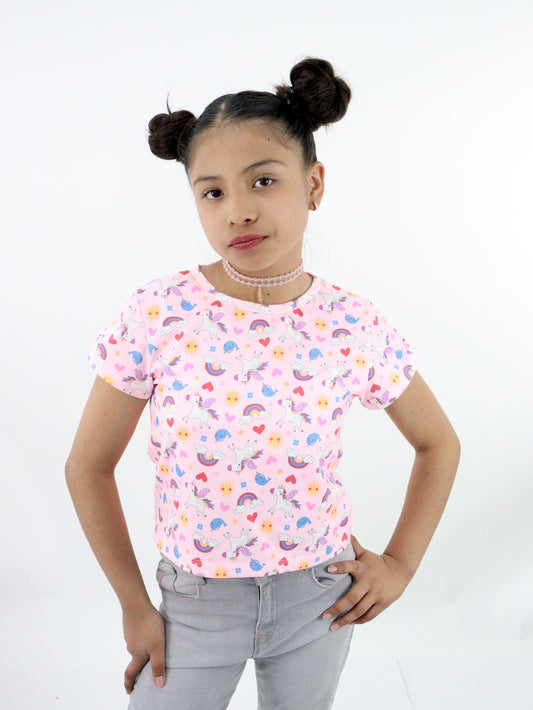Playera manga corta con print de unicornios