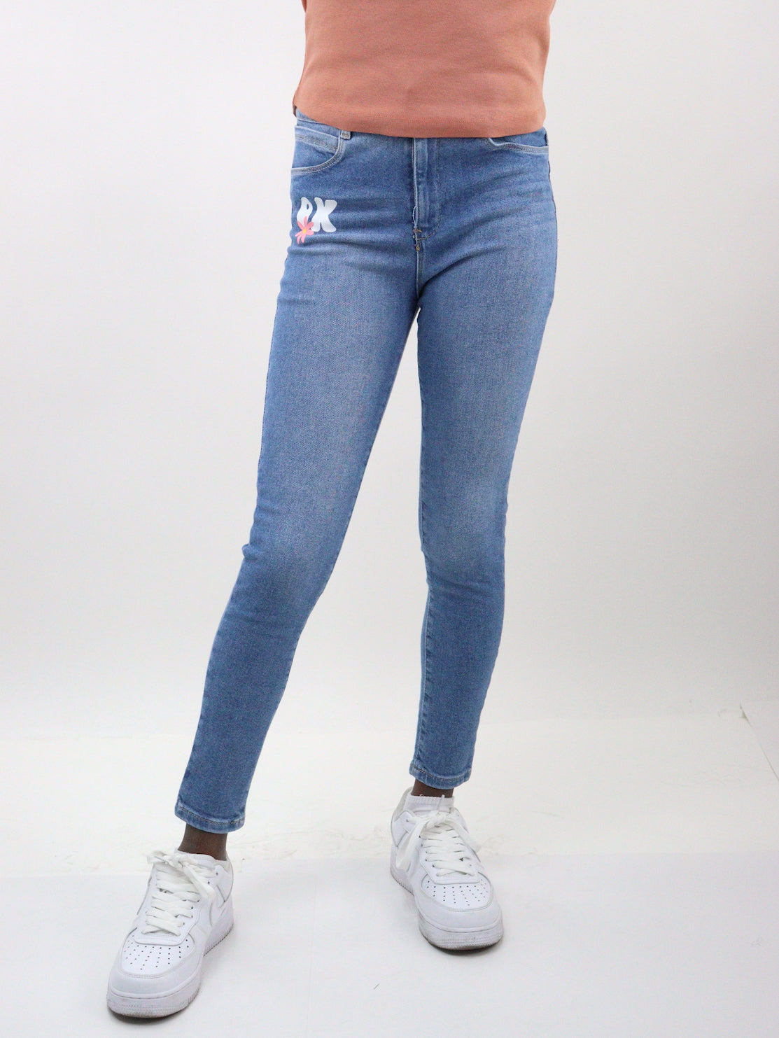 Jeans skinny edición especial con estampado