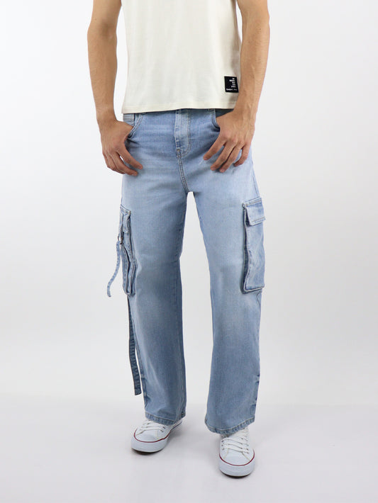 Jeans estilo baggy azul claro cargo