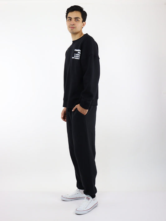 Jogger tipo pants de color negro