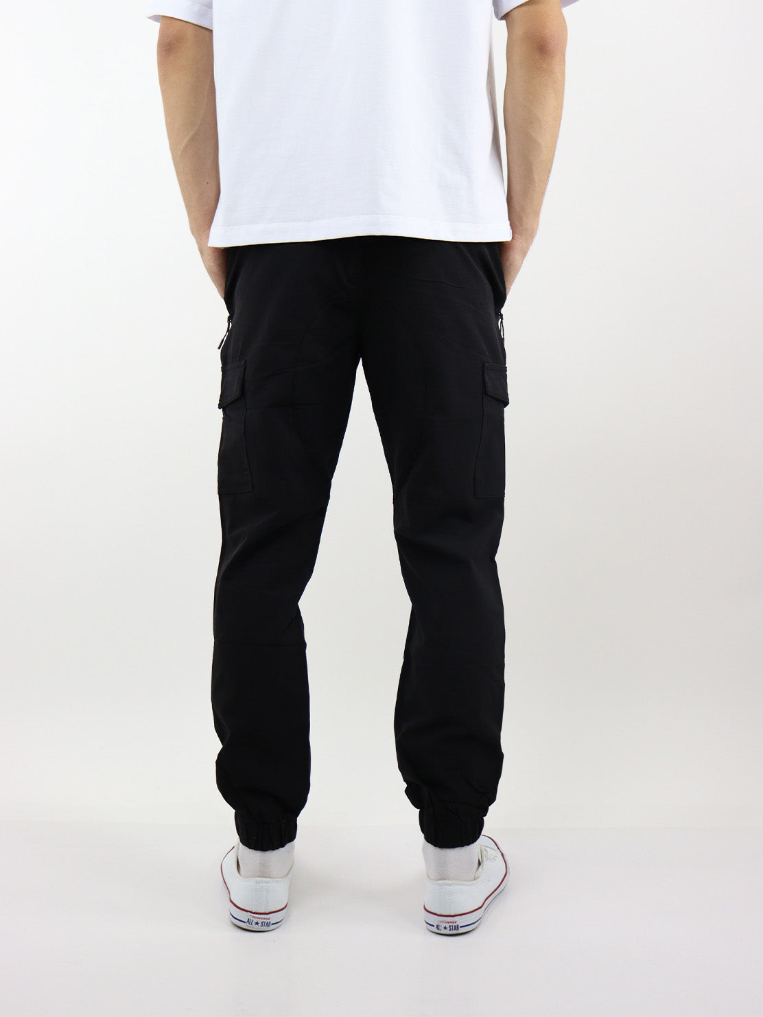 Jogger cargo negro