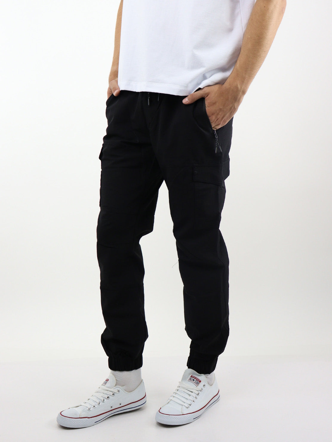 Jogger cargo negro