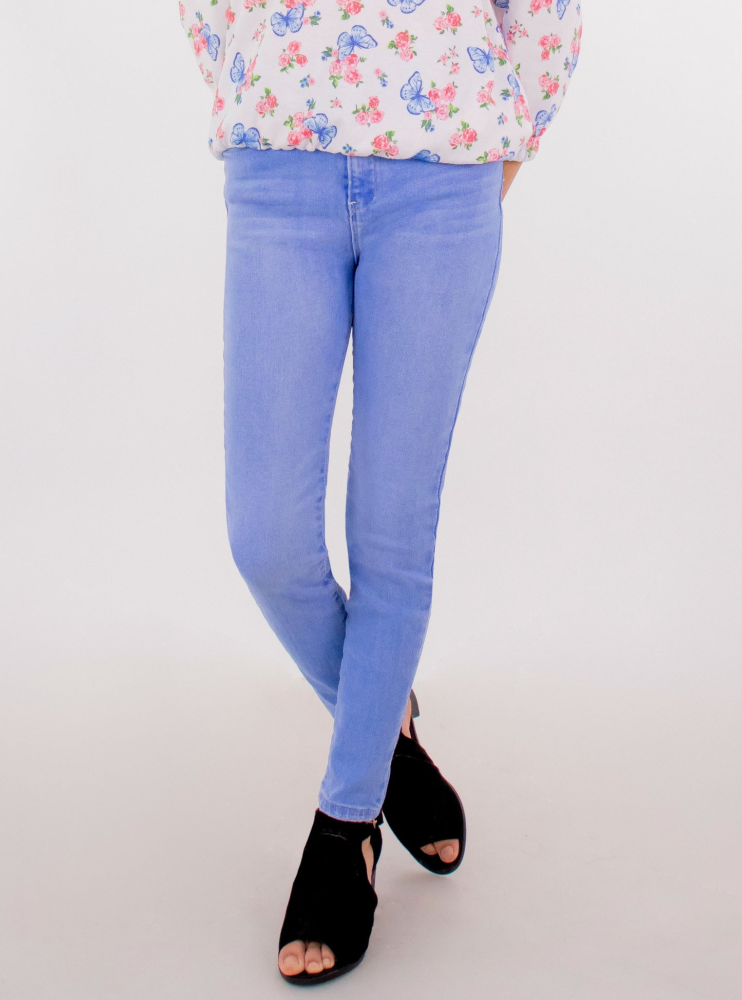Jeans skinny de color azul claro