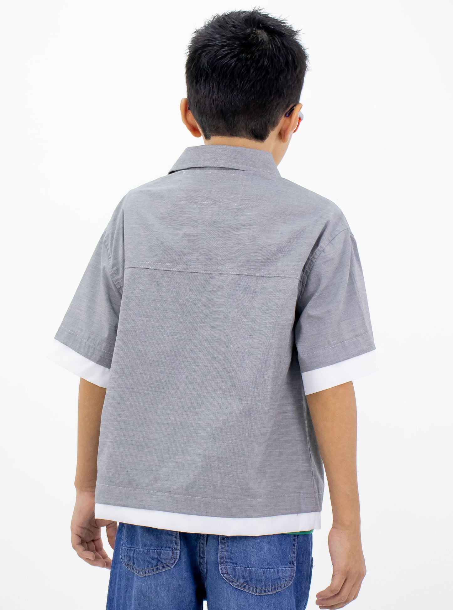 Camisa manga corta de color gris