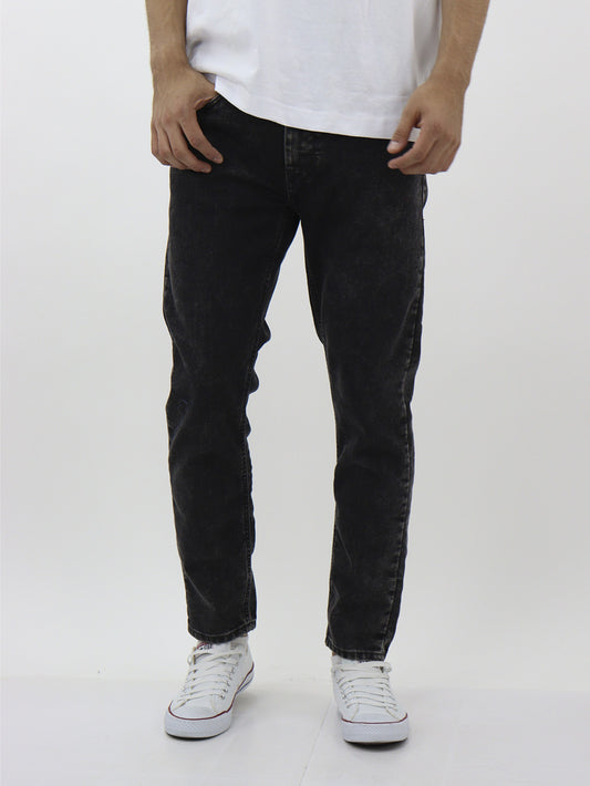 Jeans skinny fit negro deslavado