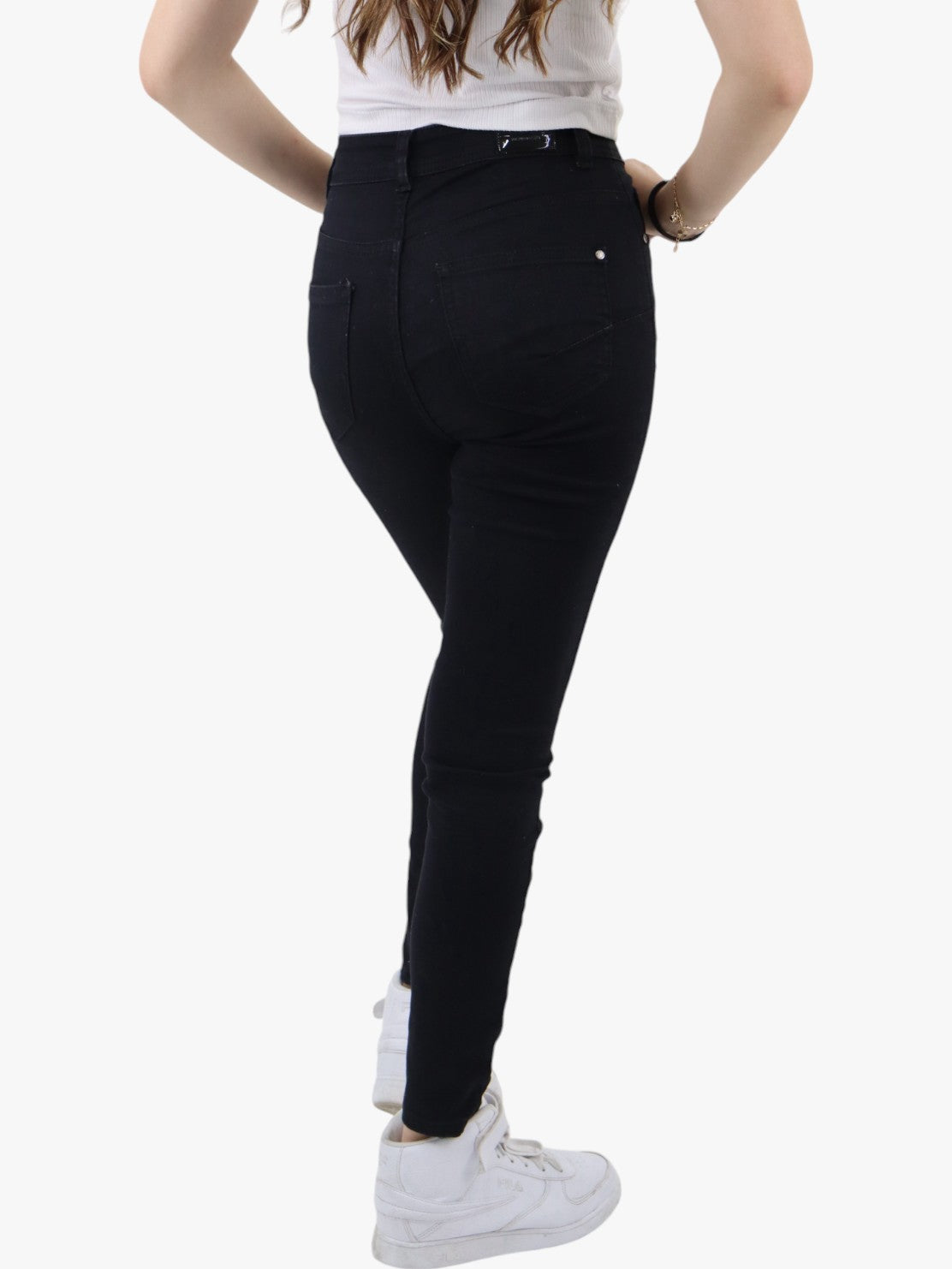 Jeans skinny tiro alto negro