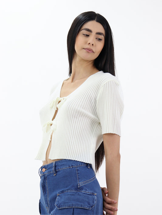 Blusa con cordón