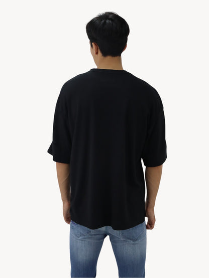 Playera oversize manga corta de color negro