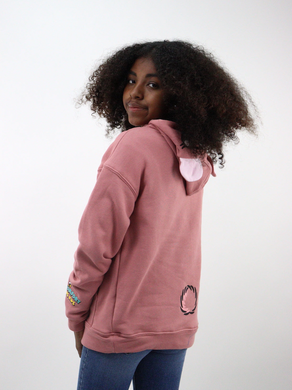 Sudadera de color rosa con capucha en forma de oso