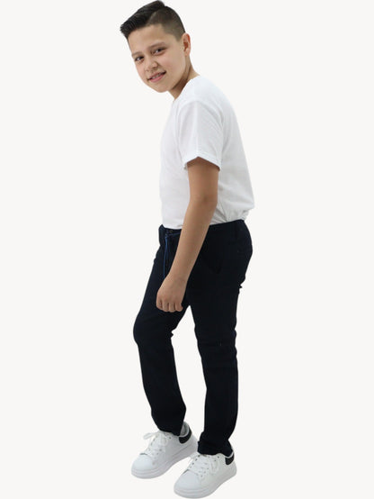 Pantalón slim fit azul marino