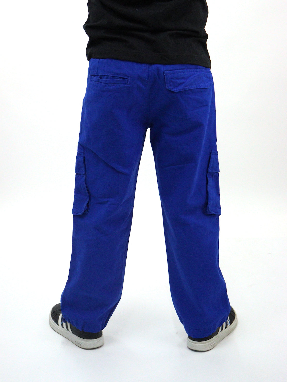 Pantalón parachute de color azul