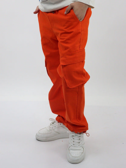 Pantalón parachute de color naranja