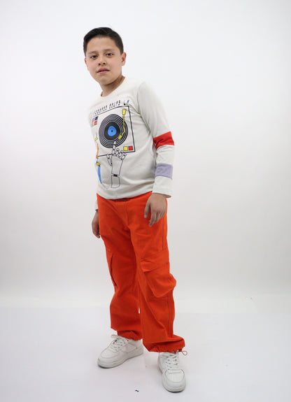 Pantalón parachute de color naranja