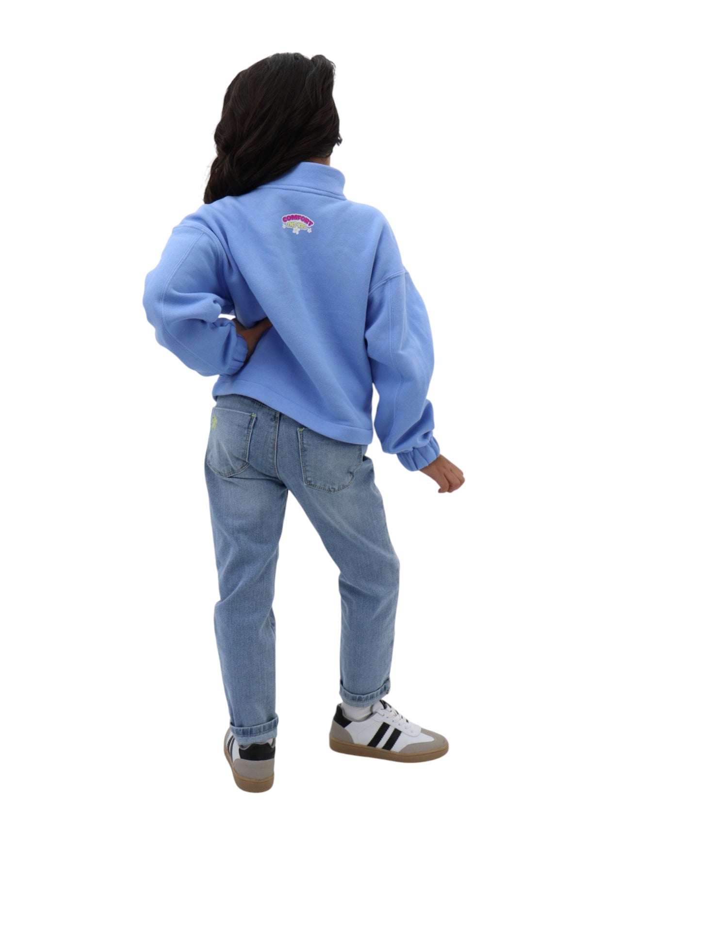 Sudadera azul con estampado floral