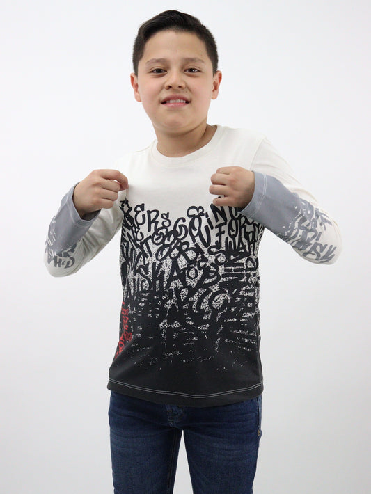 Playera manga larga de color hueso con estampado