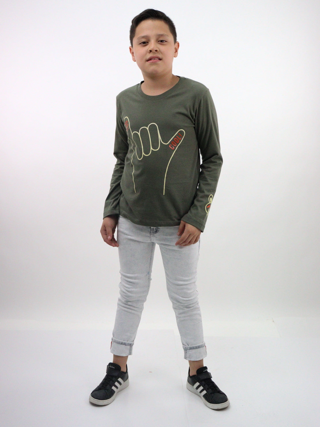 Jeans skinny gris claro con snow