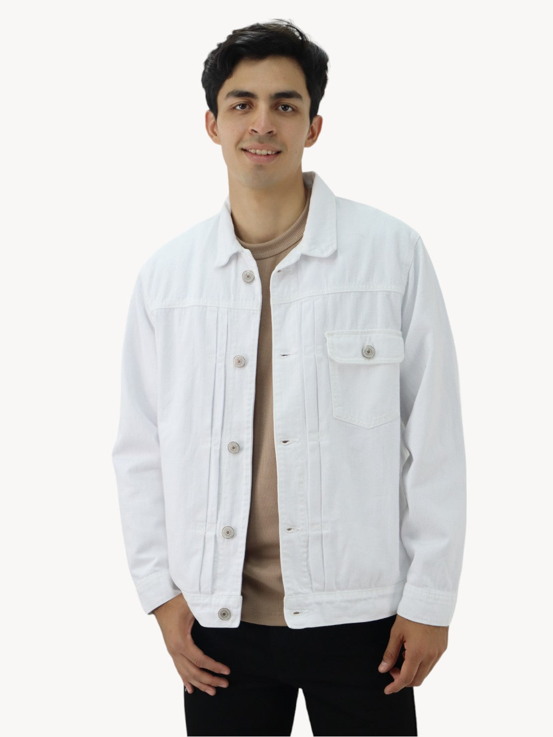 Chamarra denim de color blanco